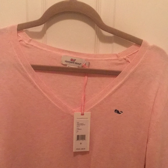 Vineyard vines light weight pull-over sweater - Picture 2 of 3